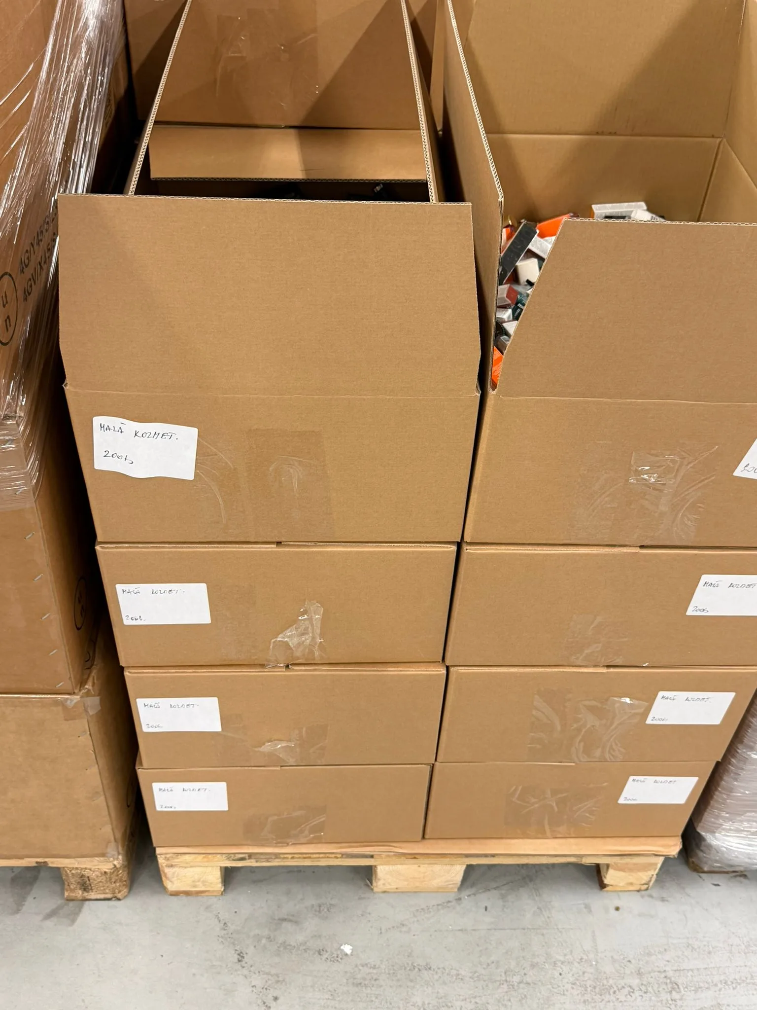 Mix Small Cosmetics Amazon/Notino- Premium brands thumbnail