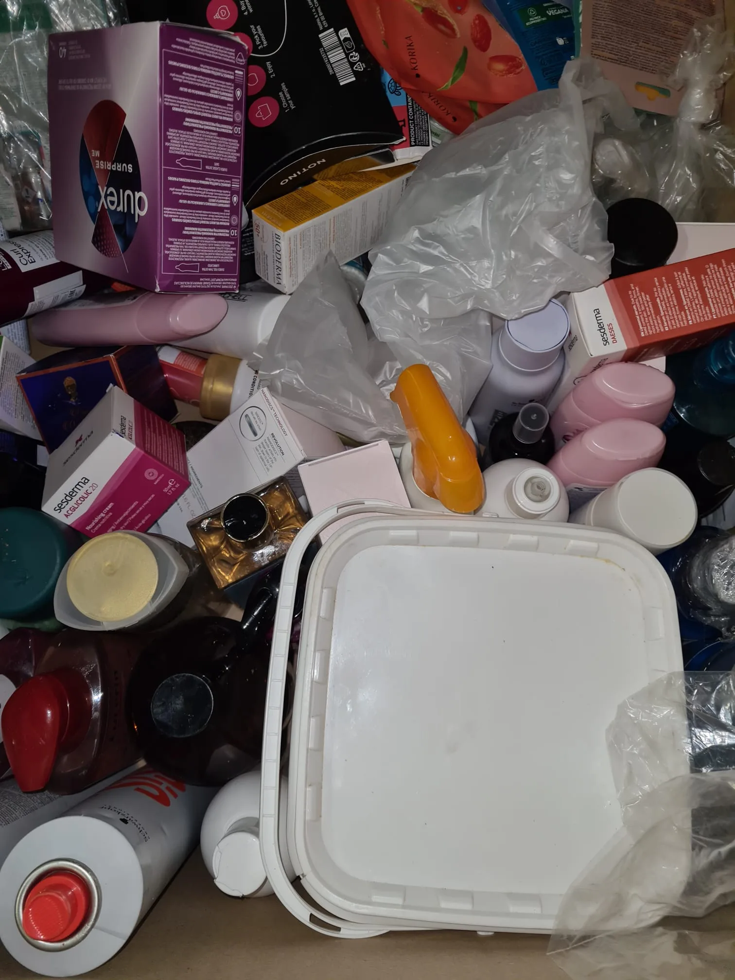 Mix Small Cosmetics Amazon/Notino- Premium brands thumbnail