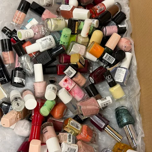 Nail polishes