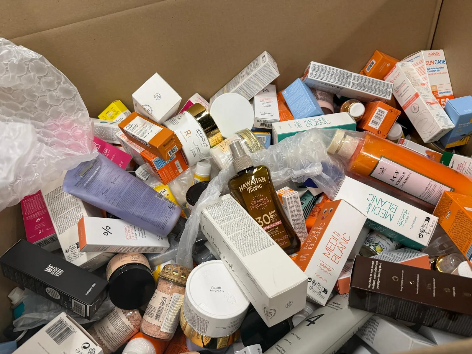 Mix cosmetics Amazon/Notino - Exp. 04/05 2026