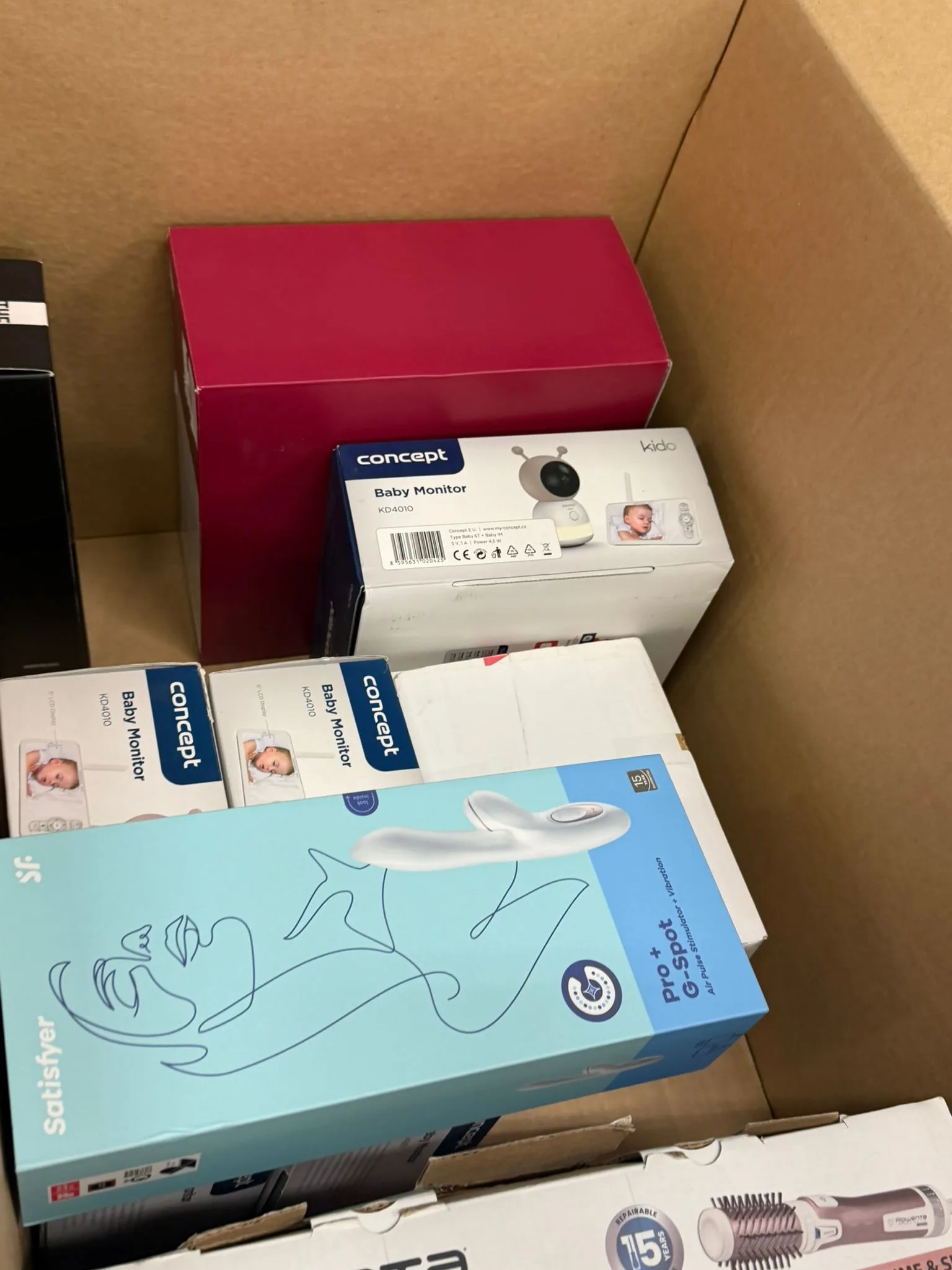 Pallets with personal care electronics thumbnail