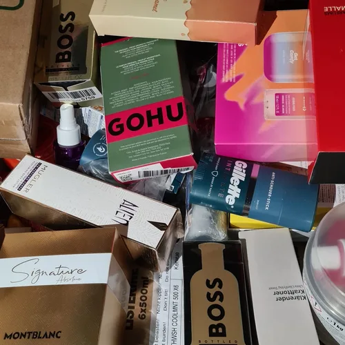 15 pallets of mix cosmetics and drogery - perfumes, hair colours